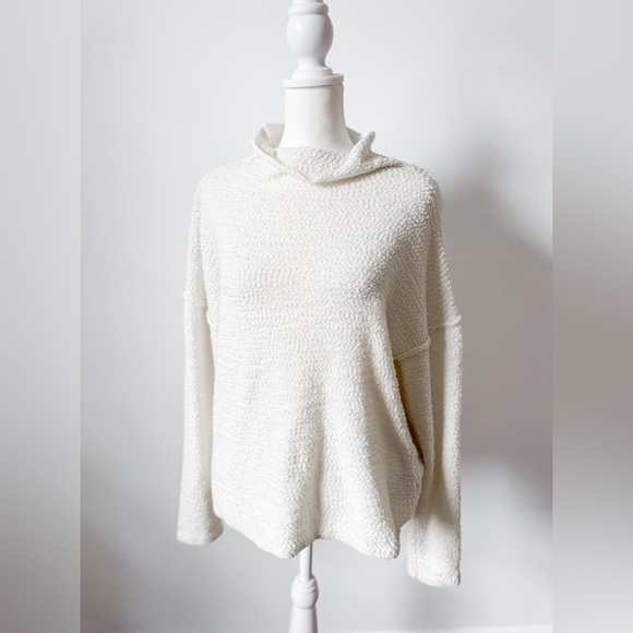 Melloday Cowl Neck Popcorn Cozy White Sweater - Picture 6 of 6